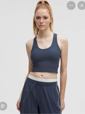 Lululemon Power Pivot Training Tank in club blue